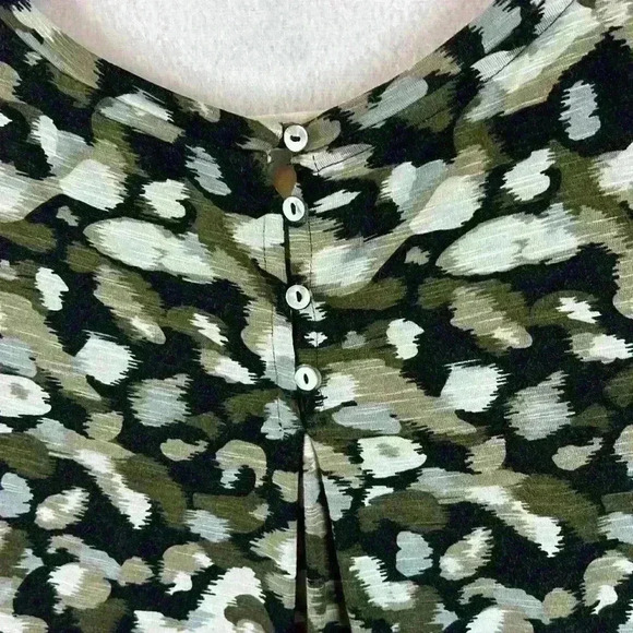 Tribal Pullover Shirt Women’s Large Multi-Color Long Sleeves - Picture 3 of 9